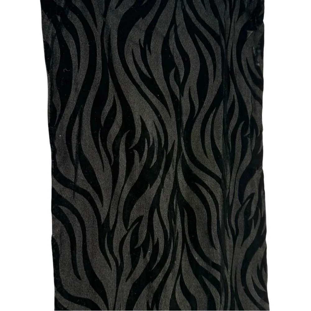 Salvatore Ferragamo Zebra Pattern Black Velvet Neck Scarf Fringe Ends Made Italy